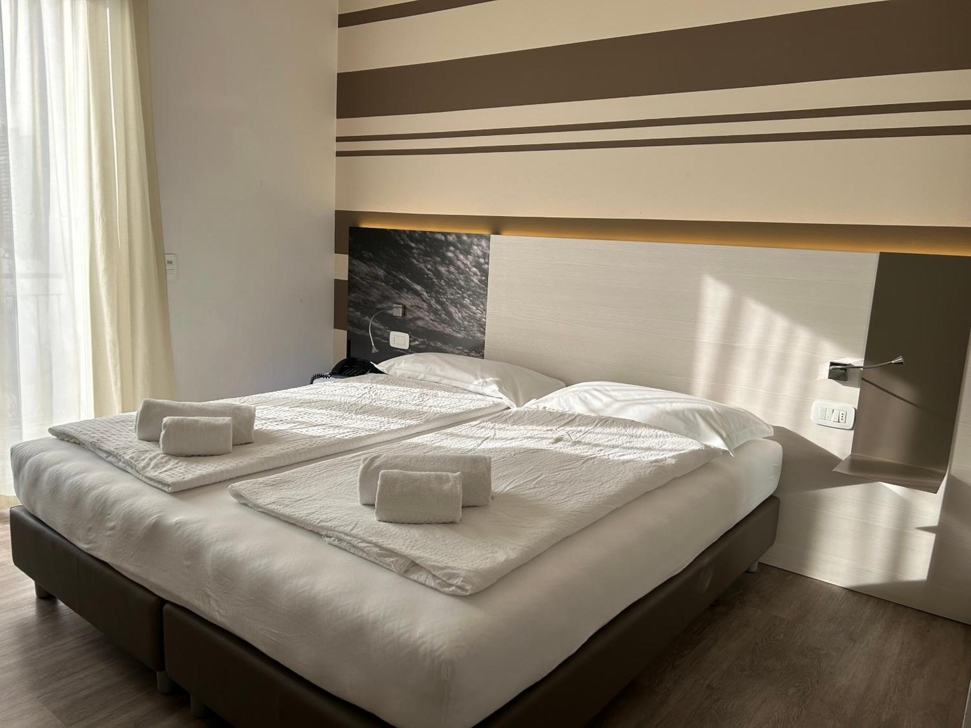 Hotel San Carlo Malcesine Eksteriør bilde